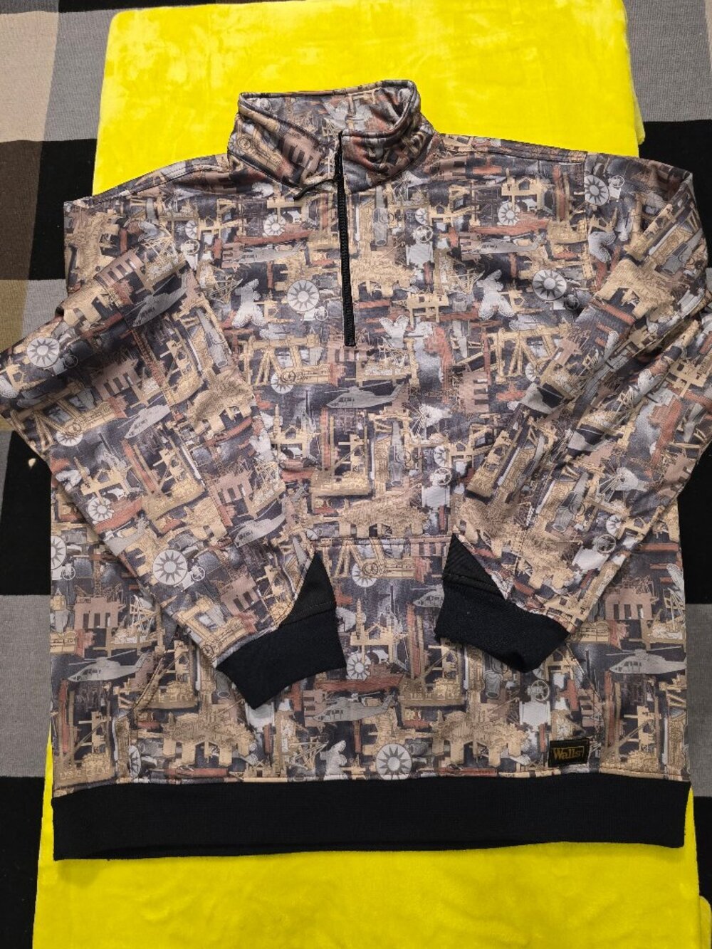Walls Mens XL 1/4 Zip Pullover‎ Outdoor Graphic Oilfield Camo Print Long Sleeve
